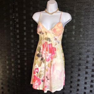 Floral mini Dress 👗🌺 💐